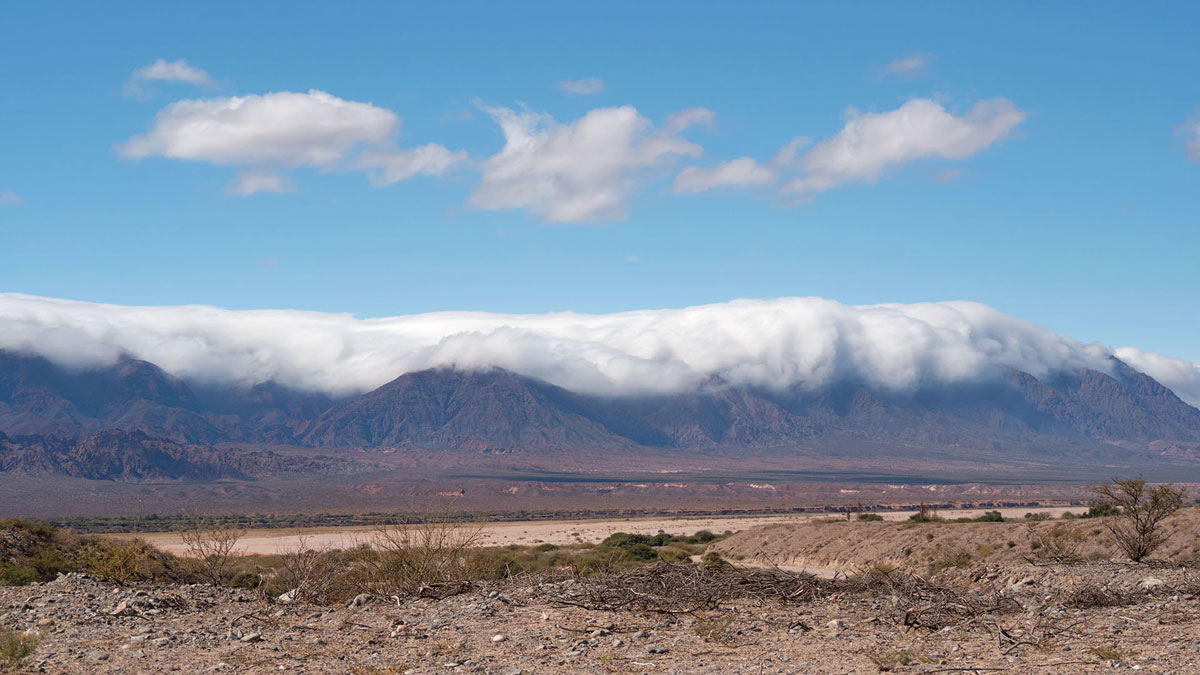 Salta Argentina Ruta 40 montagne nuages
