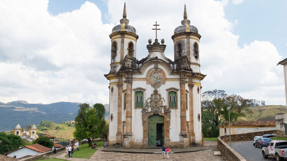 L'Église Saint-François d'Assise Ouro Preto Église Saint-François-d'Assise