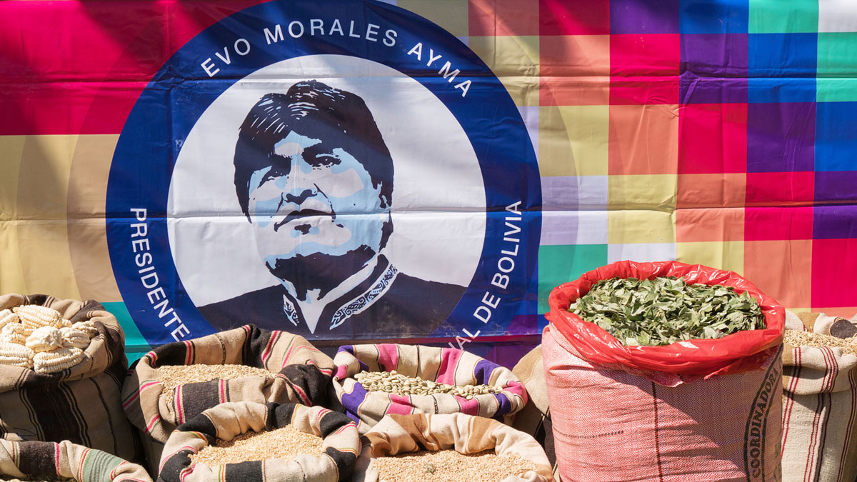Bolivie Tarabuco dia revolución agraria evo morales sacs céréales